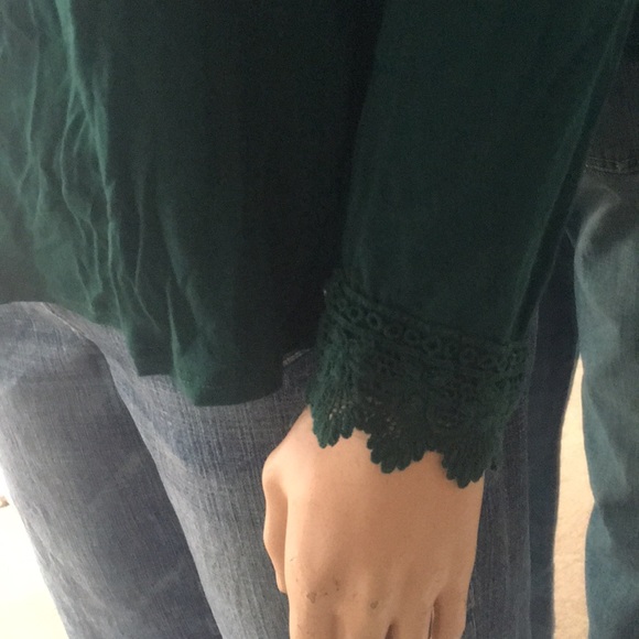 Pretty Green LS Cold Shoulder Top Great Neckline - Picture 3 of 6